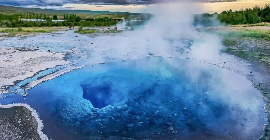 From Reykjavik: Golden Circle Full Day Tour - Þingvellir National Park: UNESCO + the Tectonic Line You Can Feel