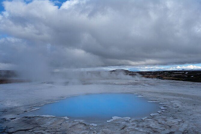 Golden Circle Super Jeep Adventure with Snowmobiling on Glacier - Langjökull Glacier snowmobiling: warm gear, real thrill