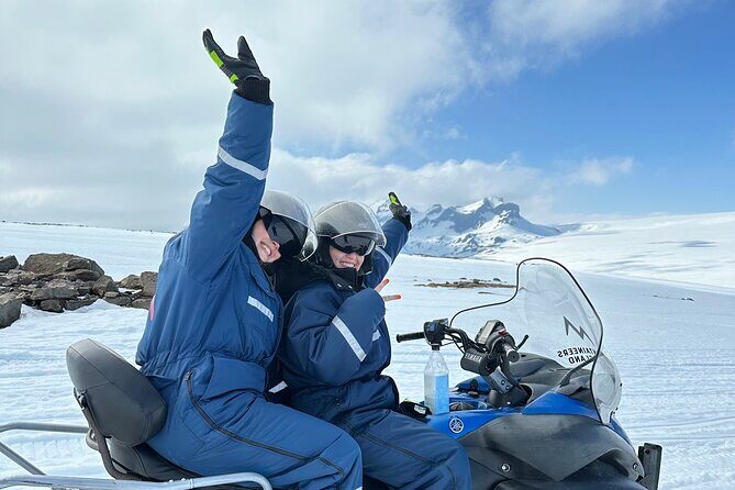 Private Superjeep Tour to Golden Circle & Langjökull Glacier - Stop 2: Gullfoss waterfall power, measured in seconds