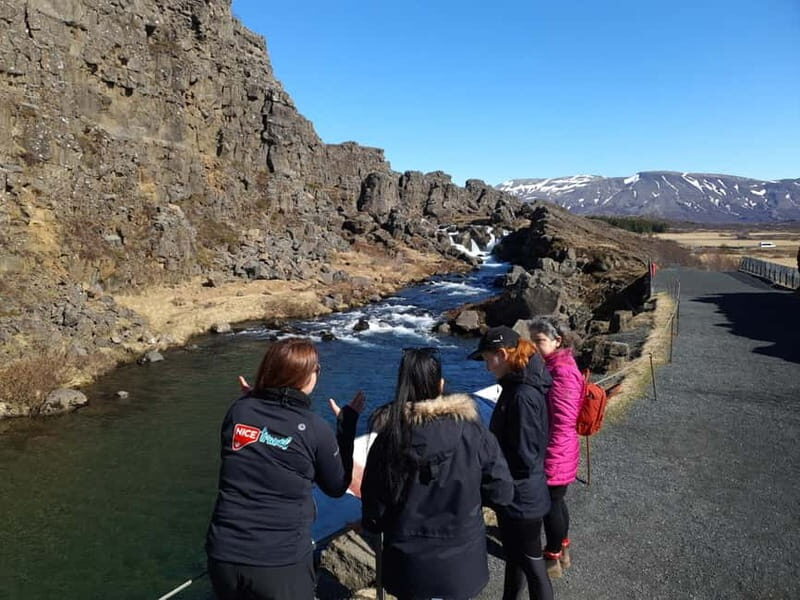 Reykjavík: Golden Circle, 2 Geysers & Geothermal Bakery Tour - Who this tour fits best (and who should skip it)