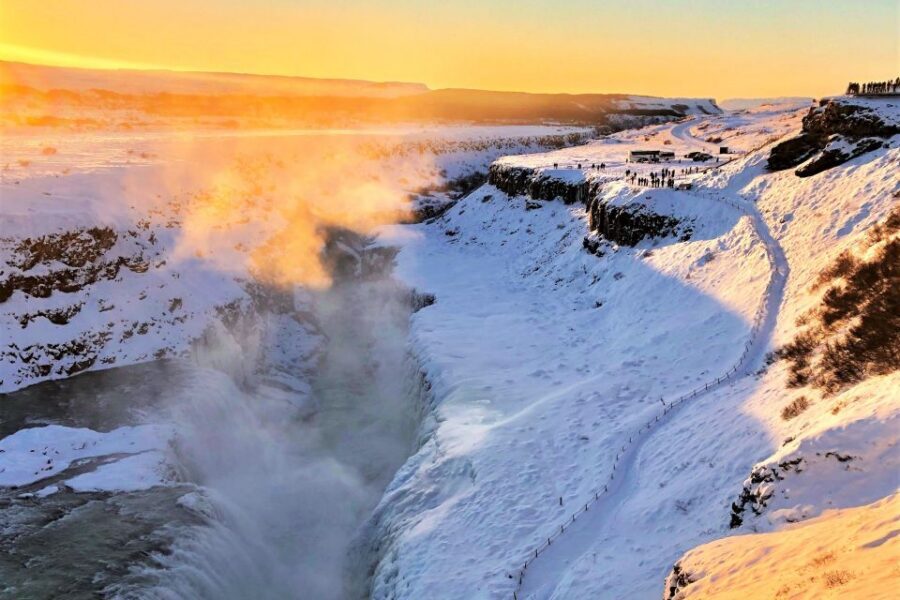 Reykjavík: Golden Circle Minibus Tour & Blue Lagoon Transfer - Strokkur at Geysir: Watching Eruptions Up Close