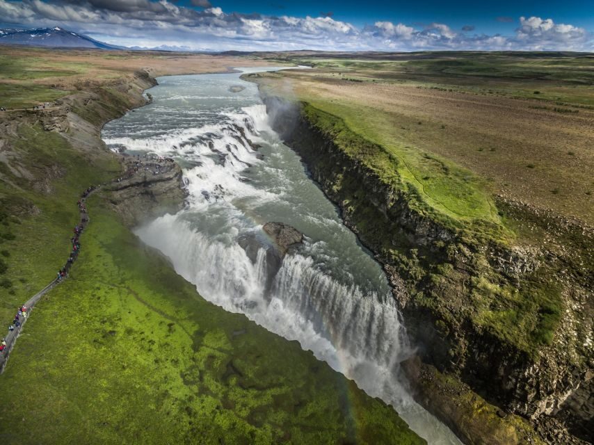 Reykjavik: Golden Circle Tour with Blue Lagoon Visit & Entry - What to pack for comfort (and for the Blue Lagoon moment)