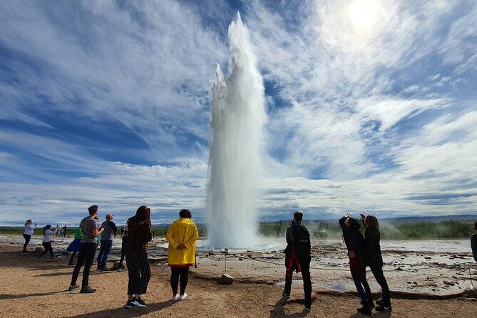 Small-Group Golden Circle, Blue Lagoon with Ticket & Kerid Crater - Pickup in Reykjavik: easy start, real-world details